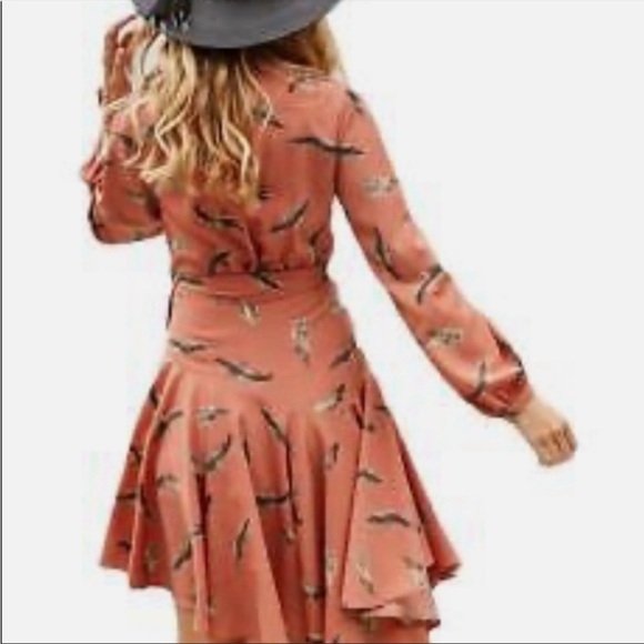 Lost+Wander Women’s Amber Hi Lo Midi Wrap Dress Feather Print Size Mediu… - Picture 4 of 13